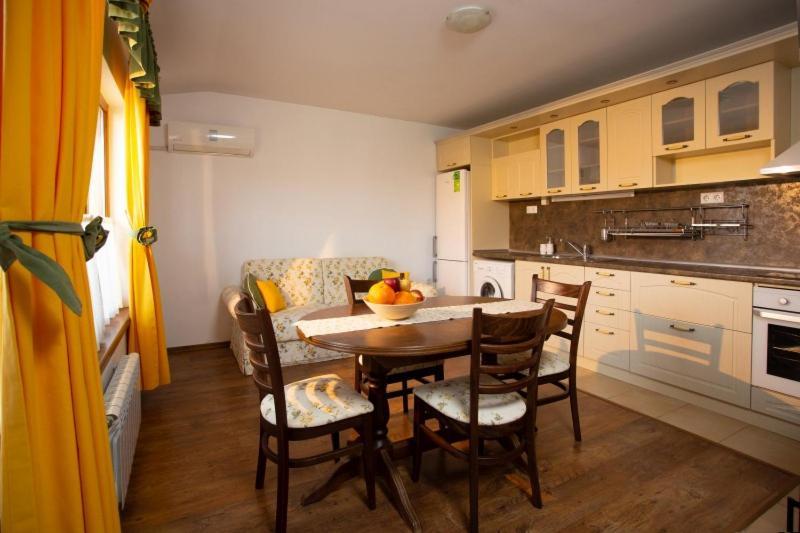 Sushina Guest House Arima מראה חיצוני תמונה